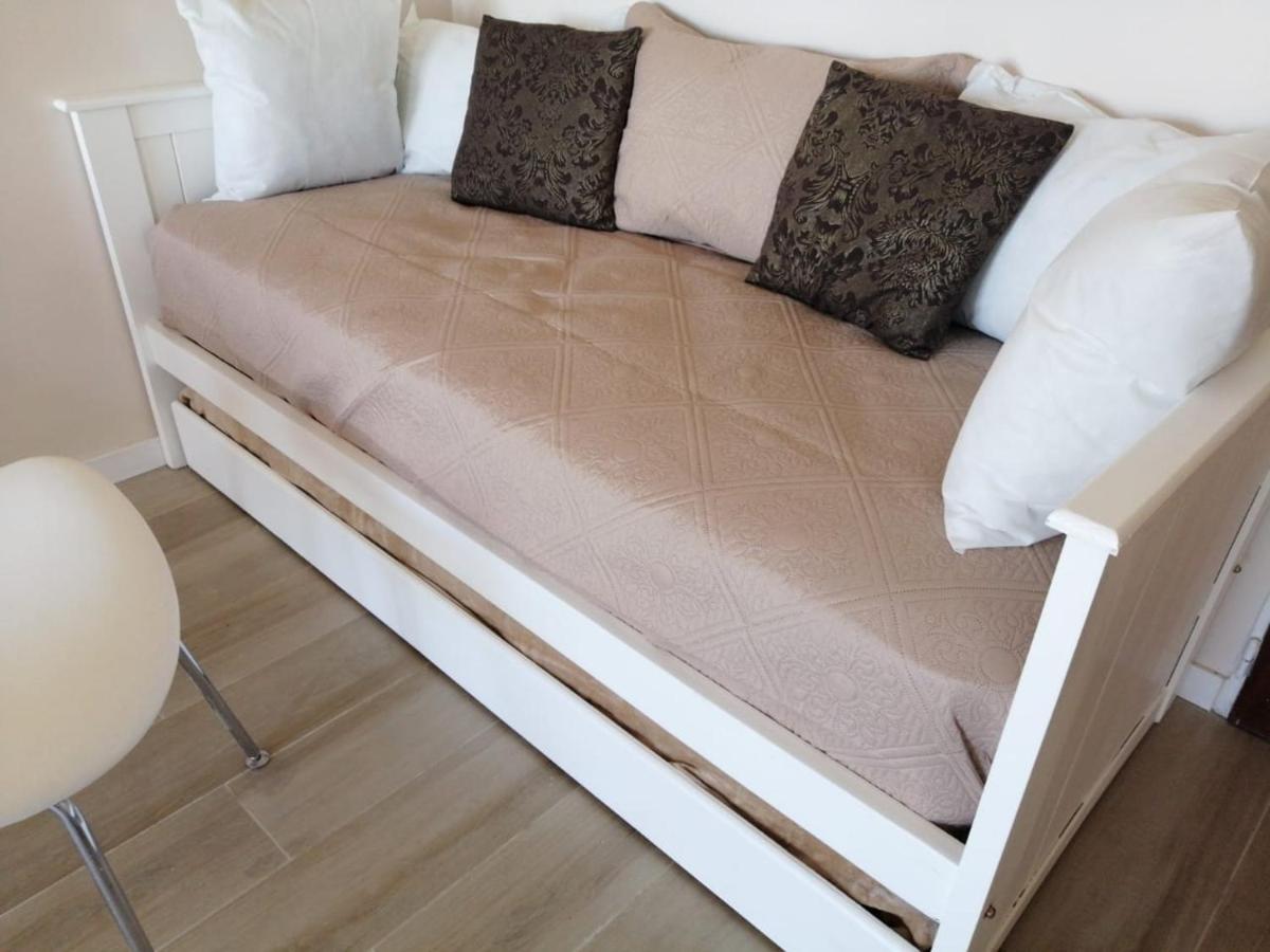 Petit Apartment En Avenida Belgrano ブエノスアイレス エクステリア 写真