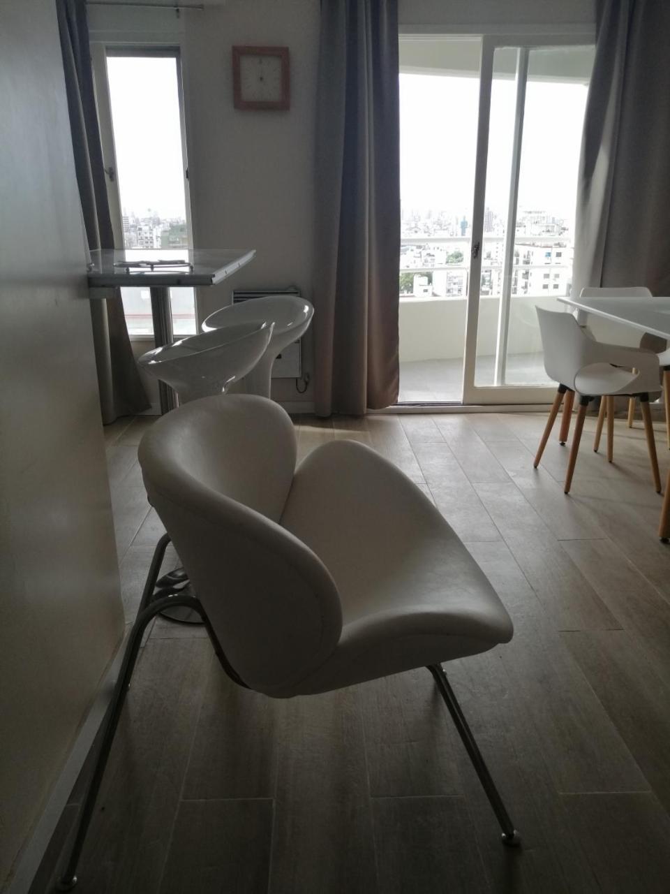 Petit Apartment En Avenida Belgrano ブエノスアイレス エクステリア 写真